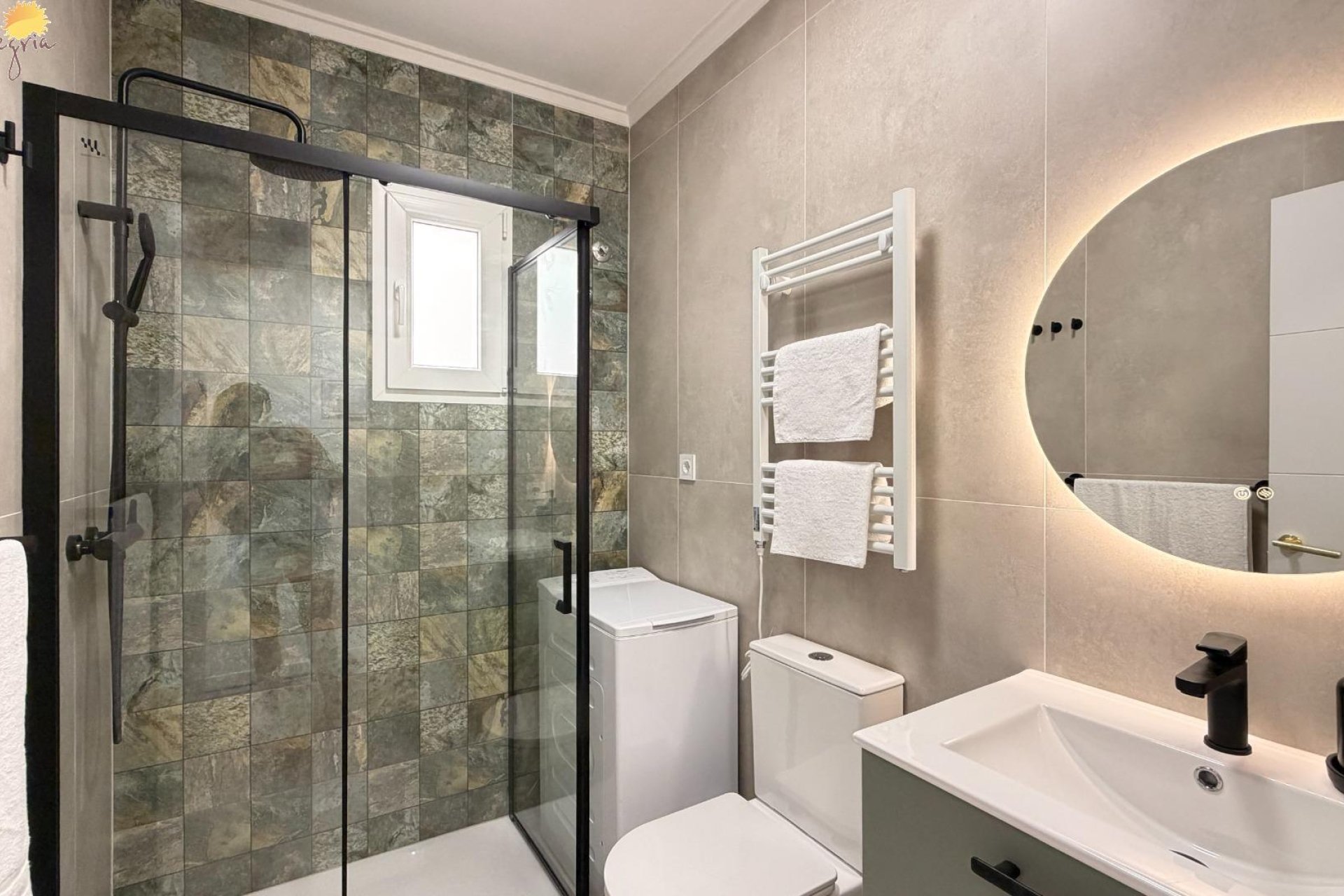 Revente - Apartment -
Torrevieja - Estacion De Autobuses