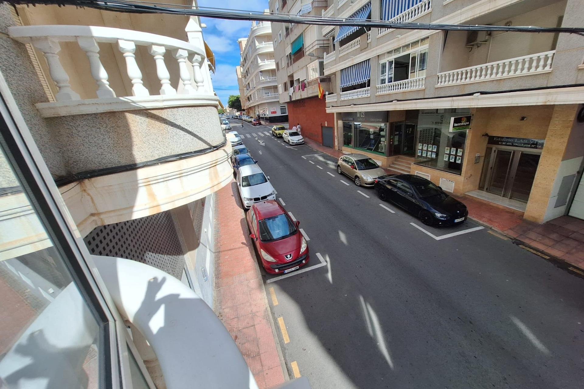 Revente - Apartment -
Torrevieja - Estacion De Autobuses