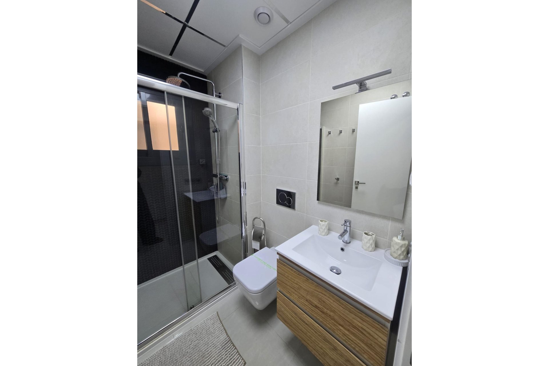 Revente - Apartment -
Torrevieja - Estacion De Autobuses