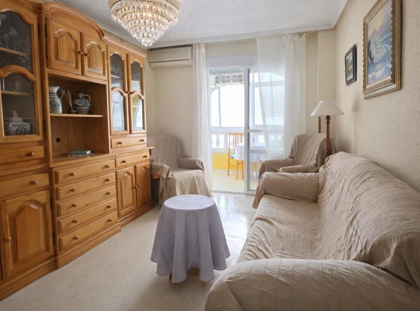 Revente - Apartment -
Torrevieja - Habaneras