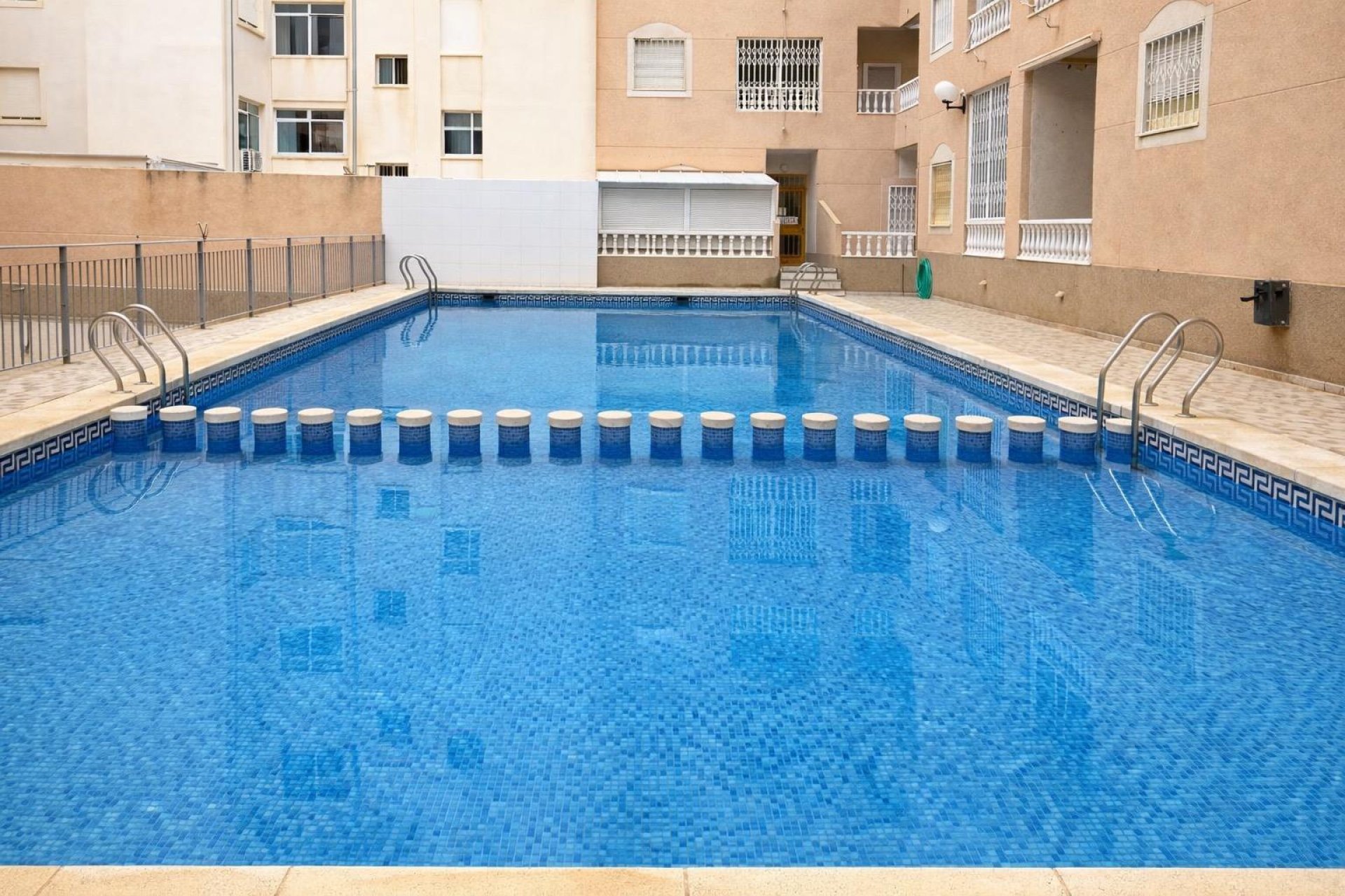 Revente - Apartment -
Torrevieja - Habaneras