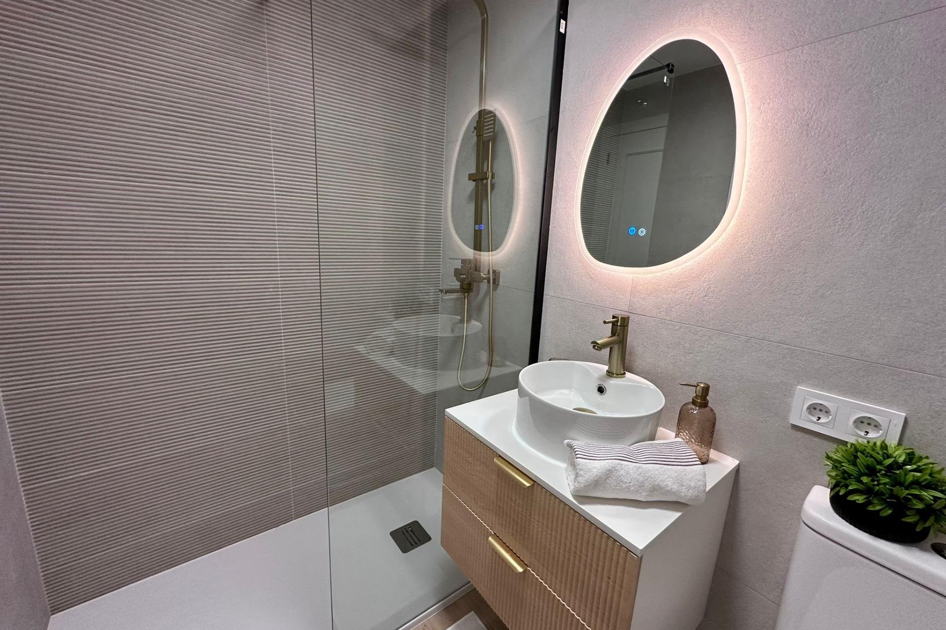 Revente - Apartment -
Torrevieja - Habaneras