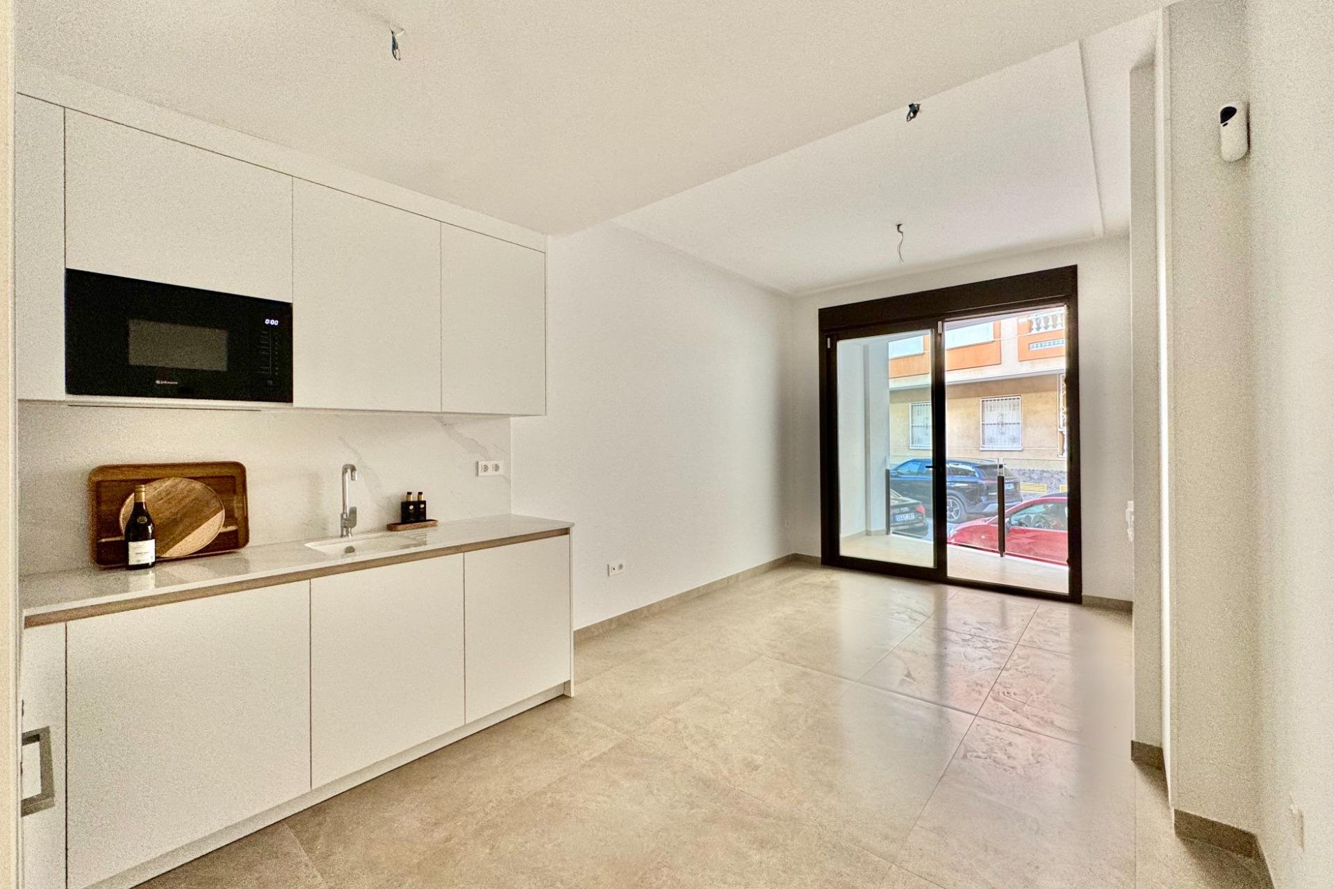 Revente - Apartment -
Torrevieja - Habaneras