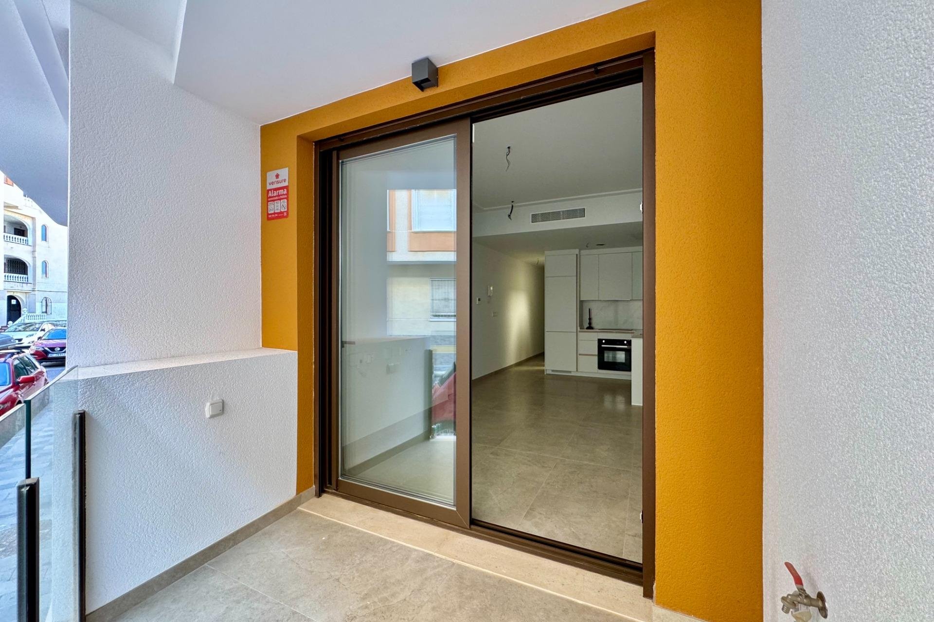 Revente - Apartment -
Torrevieja - Habaneras