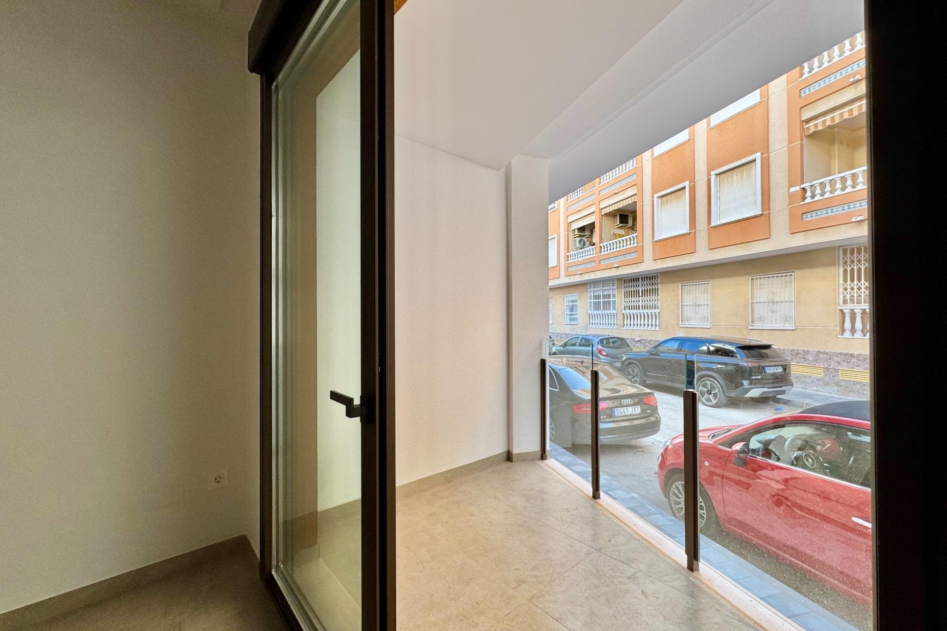 Revente - Apartment -
Torrevieja - Habaneras