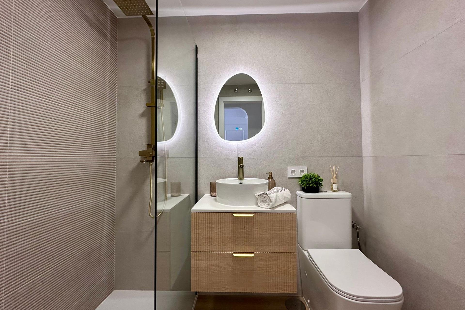 Revente - Apartment -
Torrevieja - Habaneras