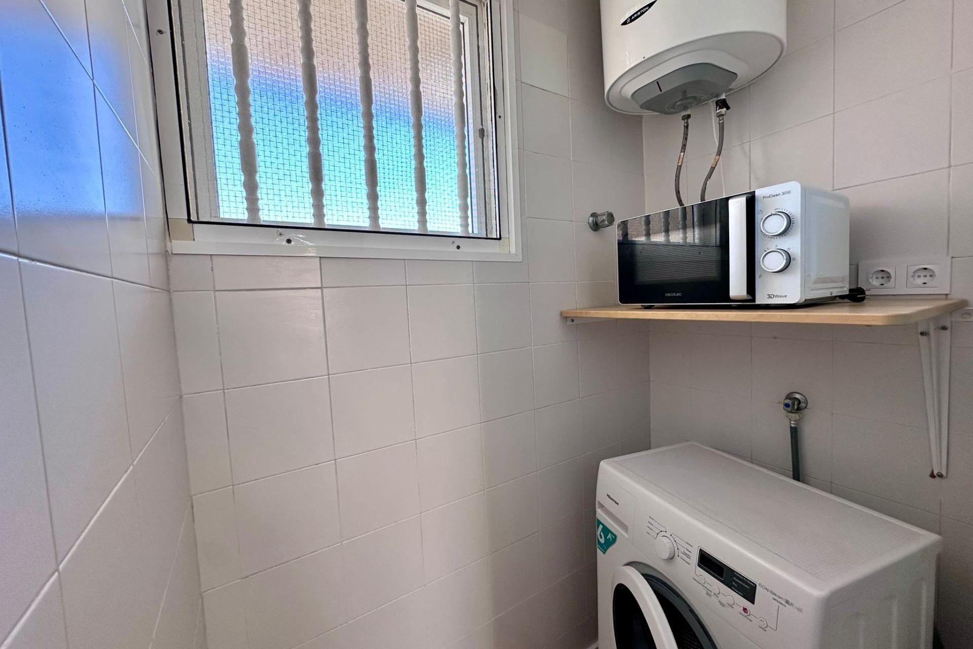 Revente - Apartment -
Torrevieja - Habaneras