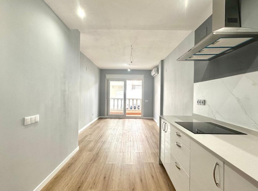 Revente - Apartment -
Torrevieja - La Mata Pueblo