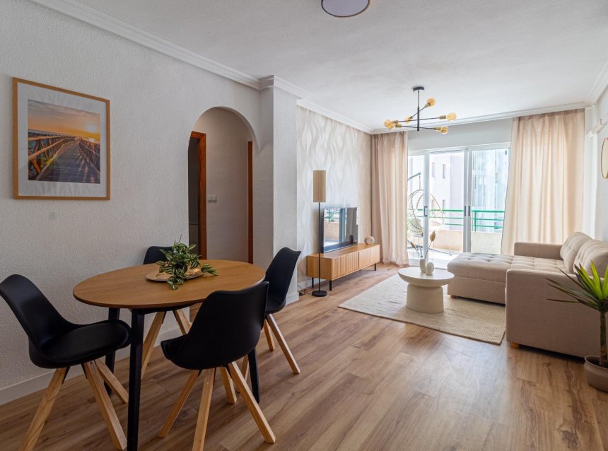 Revente - Apartment -
Torrevieja - La Mata Pueblo