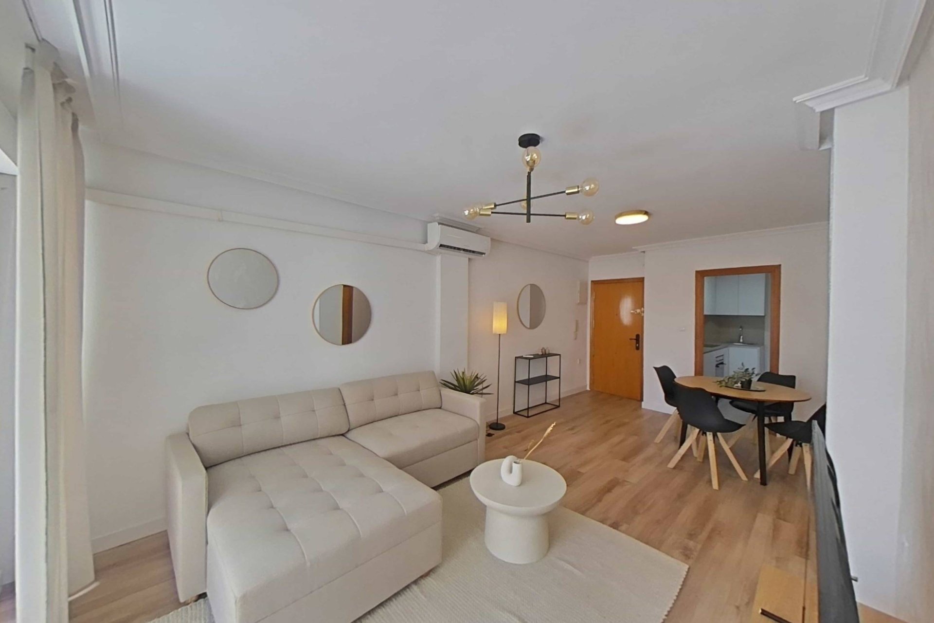 Revente - Apartment -
Torrevieja - La Mata Pueblo