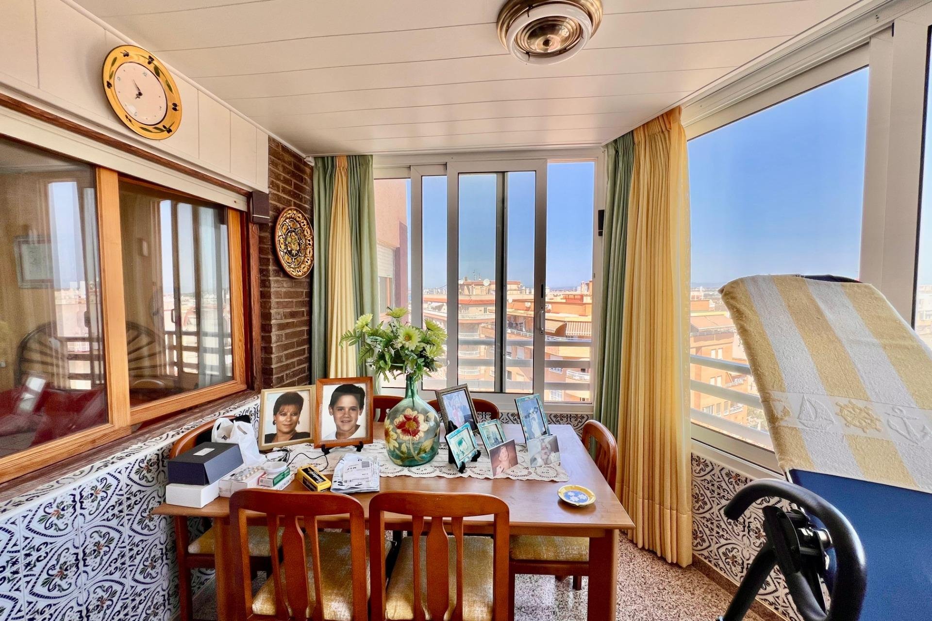 Revente - Apartment -
Torrevieja - La Mata