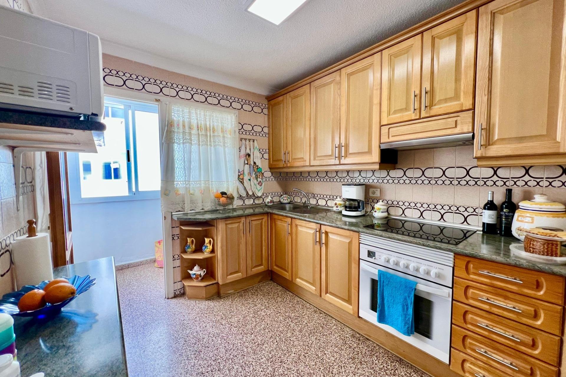 Revente - Apartment -
Torrevieja - La Mata