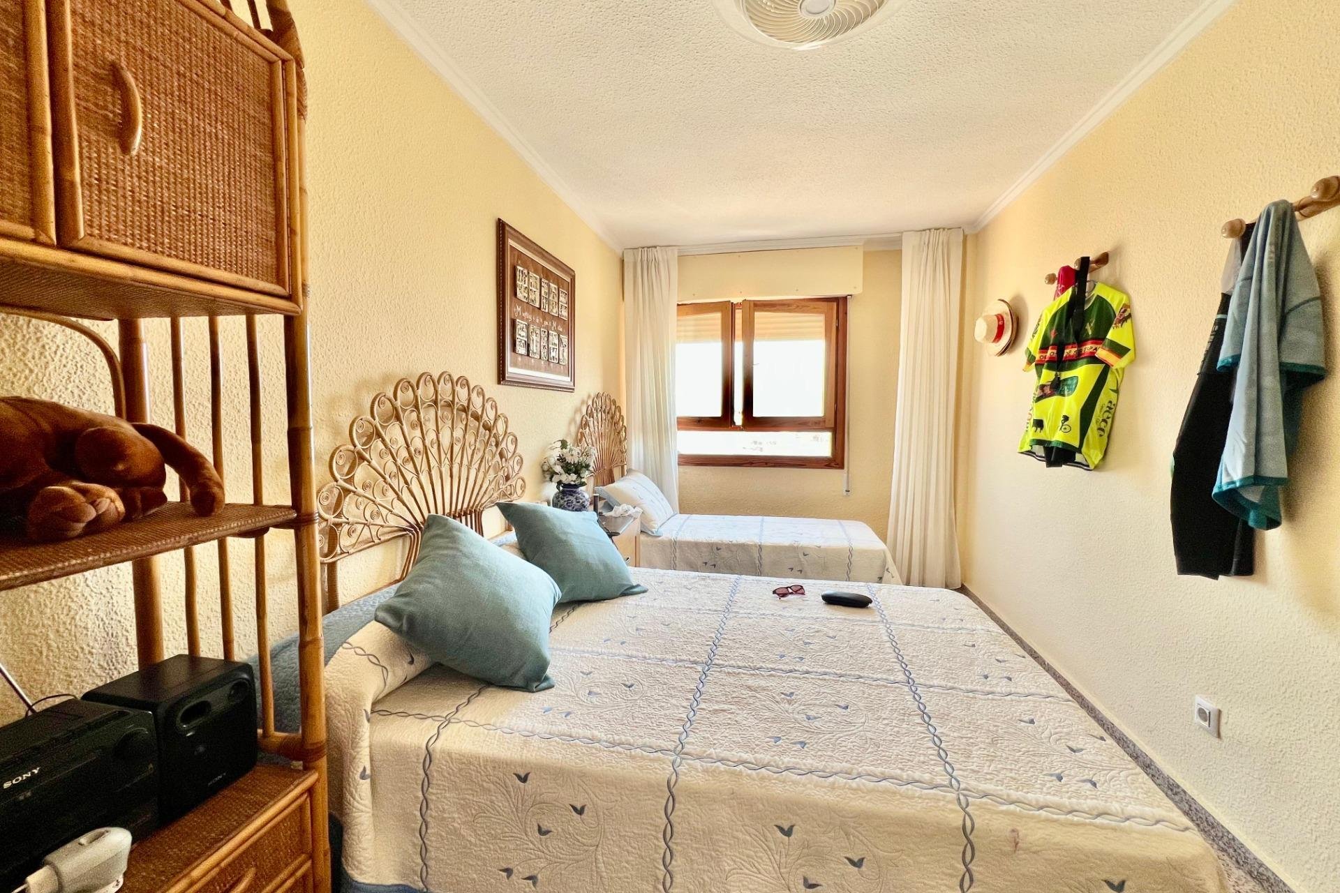 Revente - Apartment -
Torrevieja - La Mata