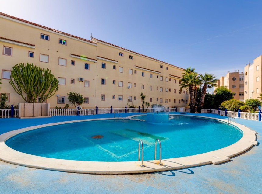 Revente - Apartment -
Torrevieja - La Siesta - El Salado - Torreta
