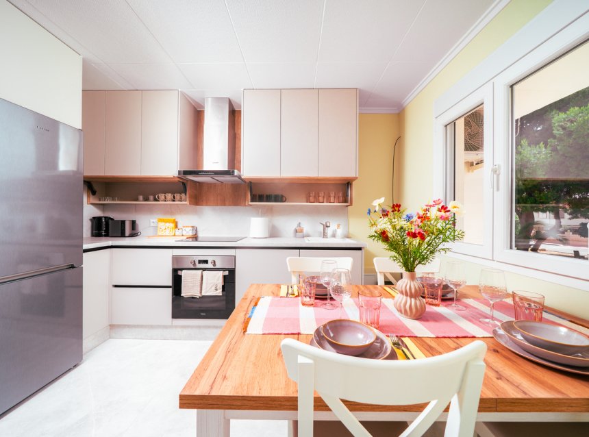 Revente - Apartment -
Torrevieja - La Veleta