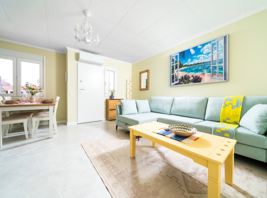 Revente - Apartment -
Torrevieja - La Veleta