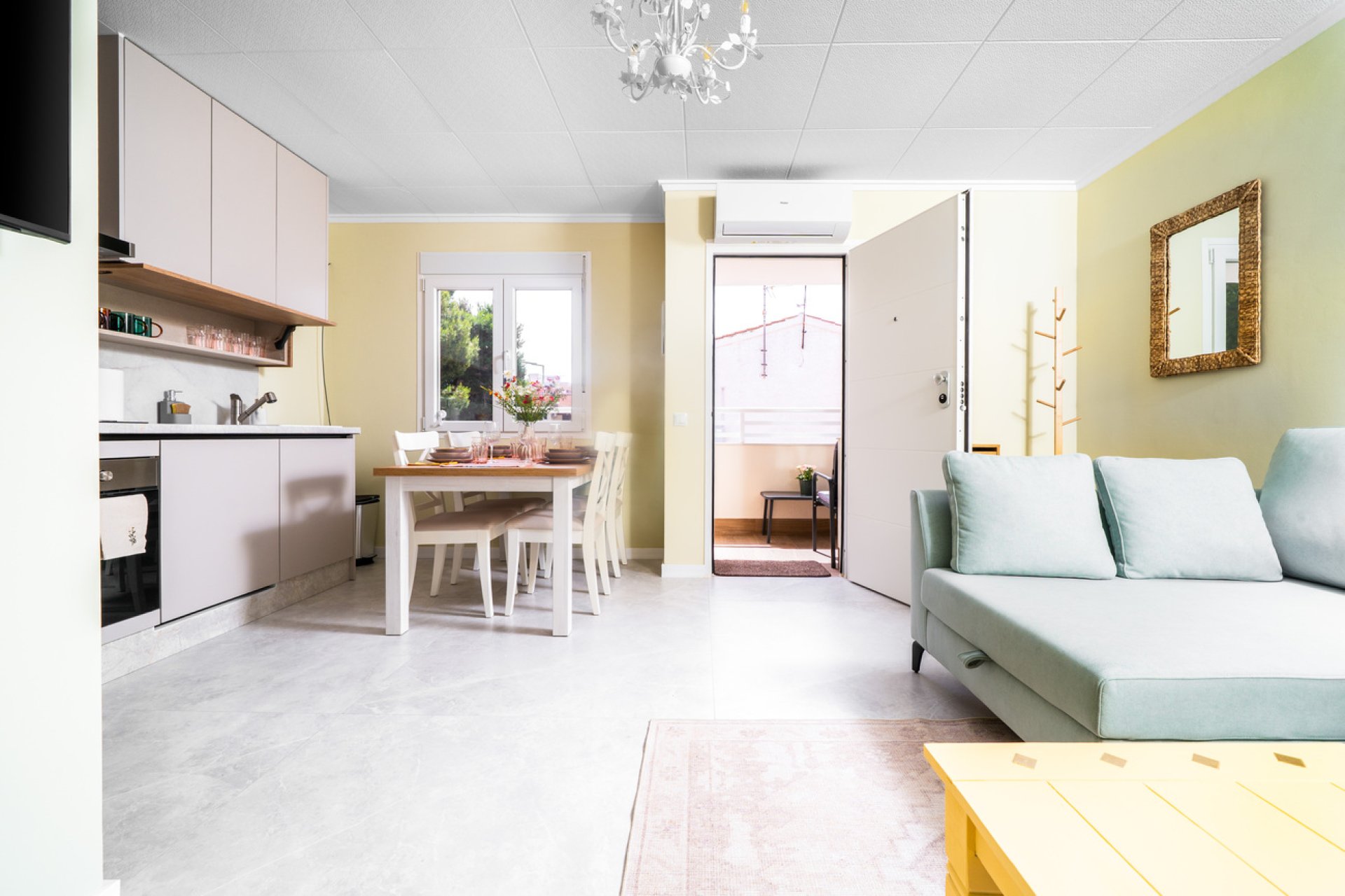 Revente - Apartment -
Torrevieja - La Veleta