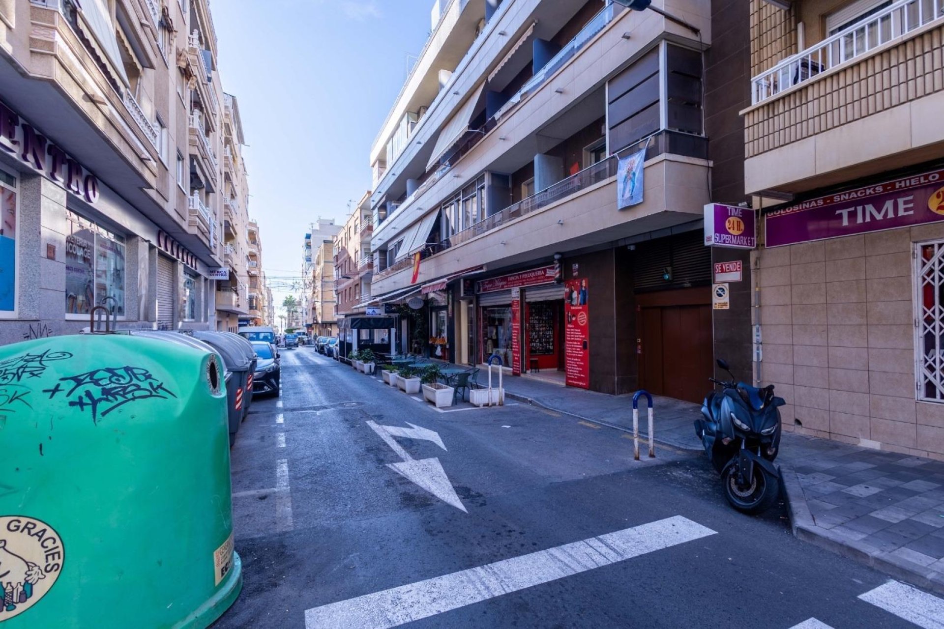 Revente - Apartment -
Torrevieja - Las Calas