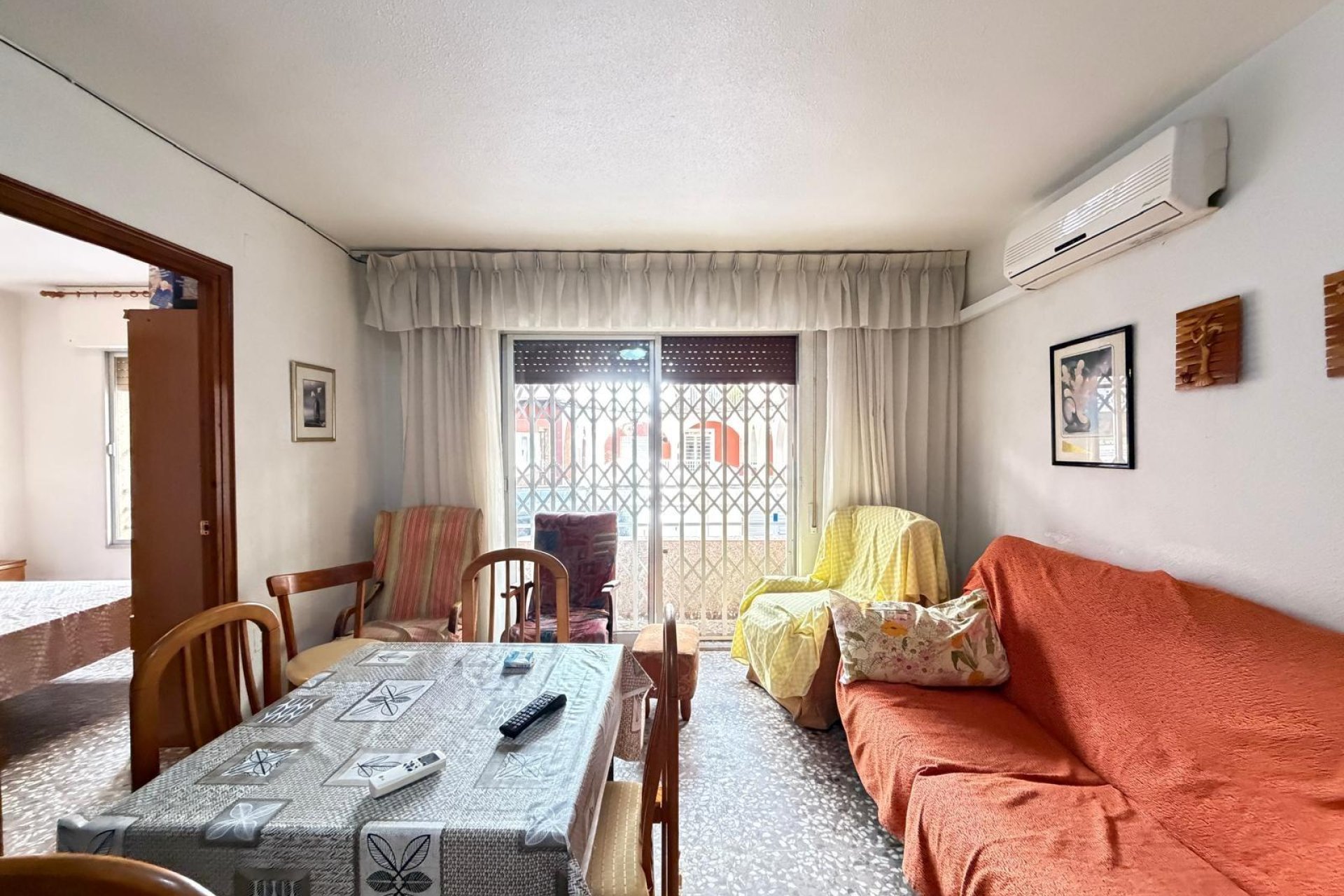 Revente - Apartment -
Torrevieja - Las Piscinas Naturales