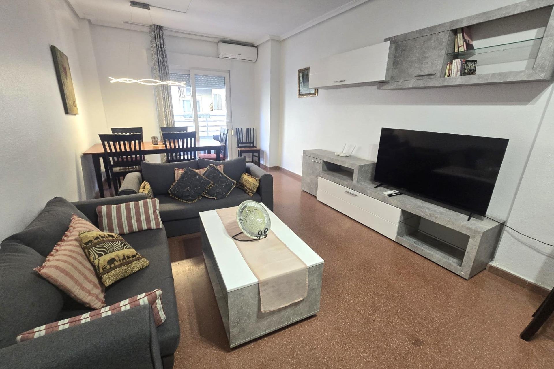 Revente - Apartment -
Torrevieja - Las Piscinas Naturales