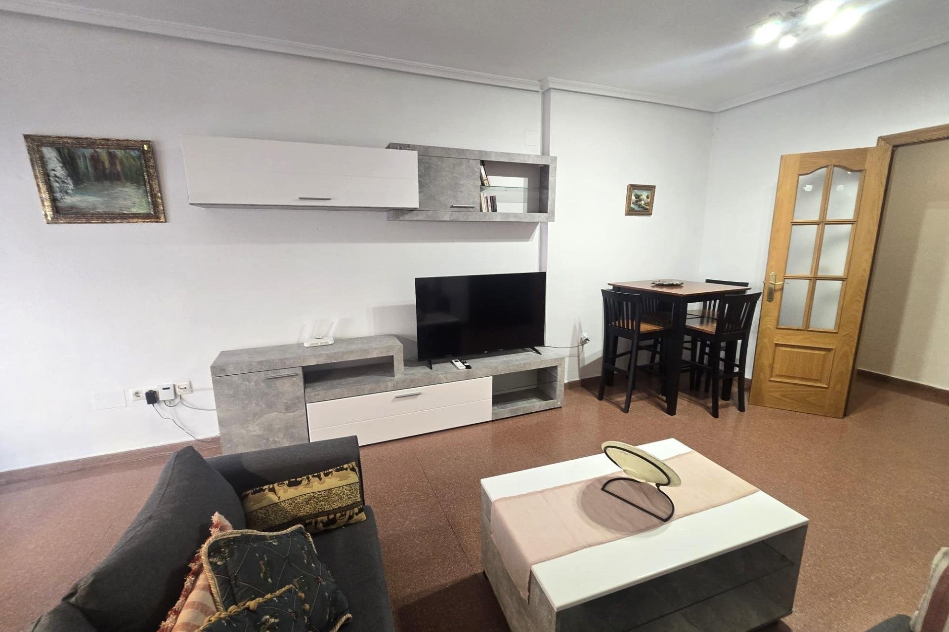 Revente - Apartment -
Torrevieja - Las Piscinas Naturales