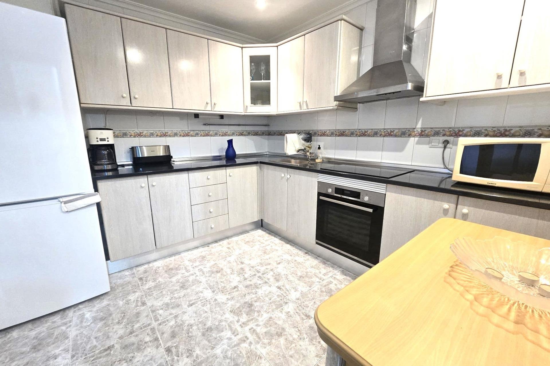Revente - Apartment -
Torrevieja - Las Piscinas Naturales