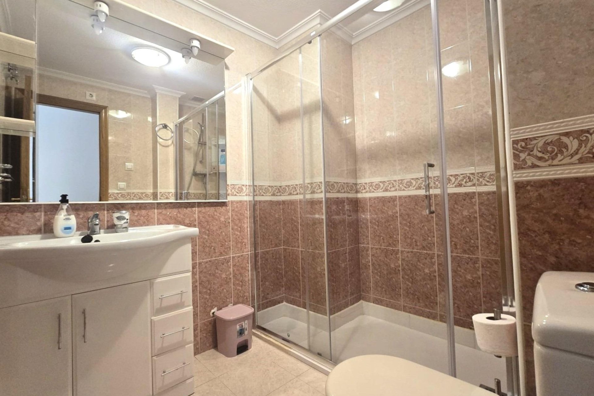 Revente - Apartment -
Torrevieja - Las Piscinas Naturales