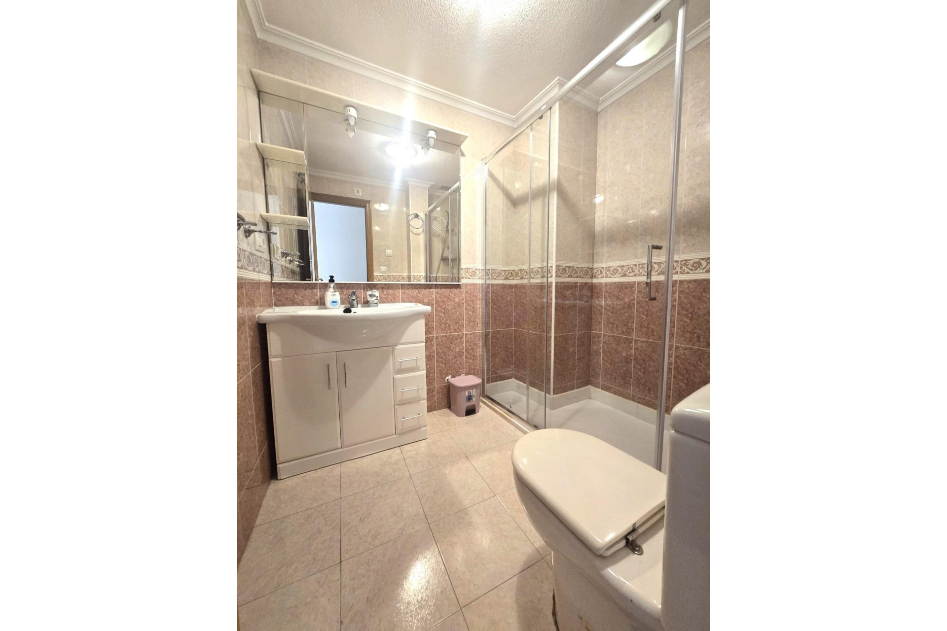 Revente - Apartment -
Torrevieja - Las Piscinas Naturales