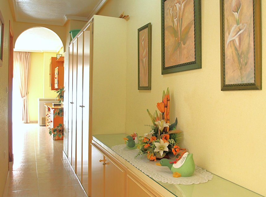 Revente - Apartment -
Torrevieja - Las Piscinas Naturales