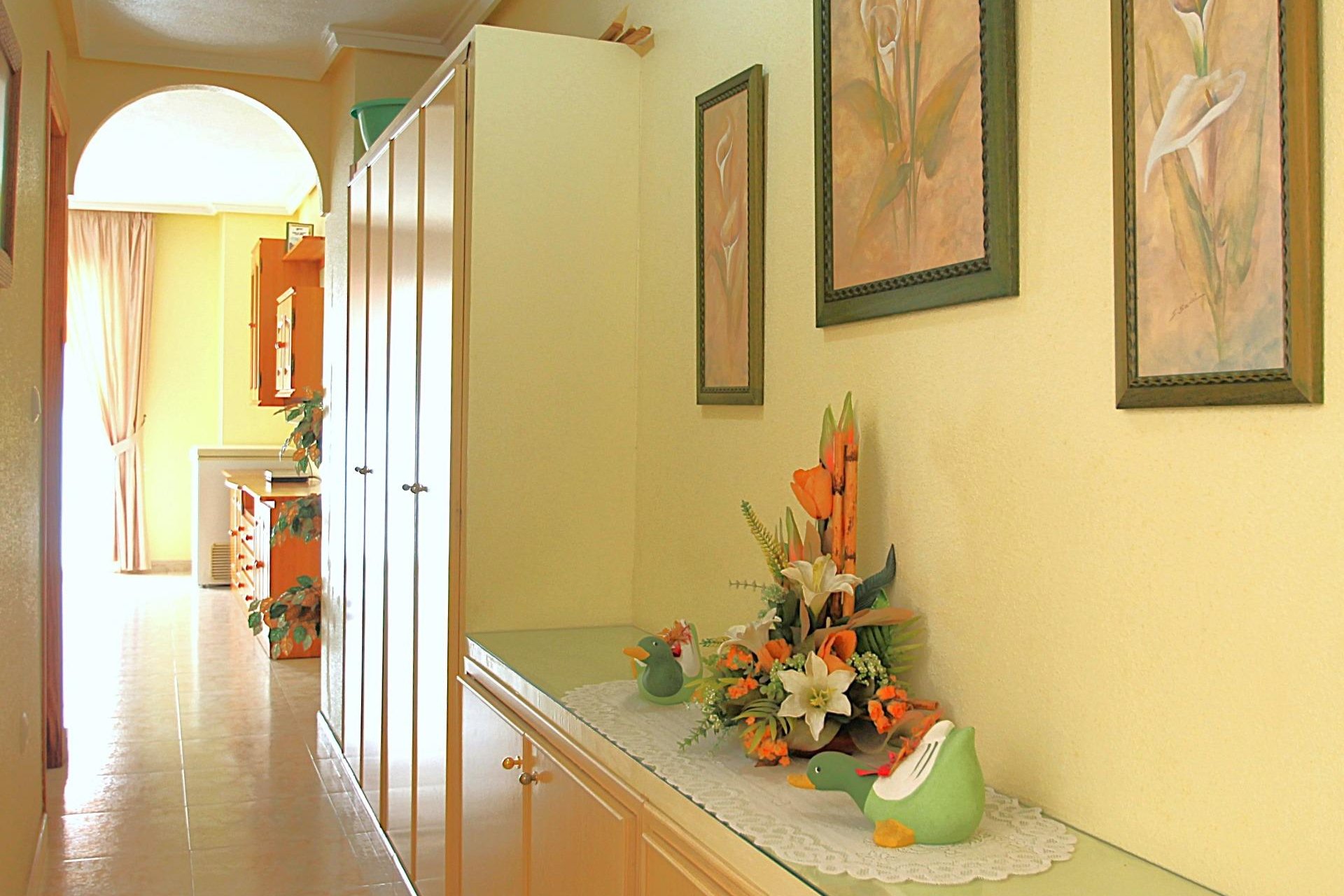 Revente - Apartment -
Torrevieja - Las Piscinas Naturales