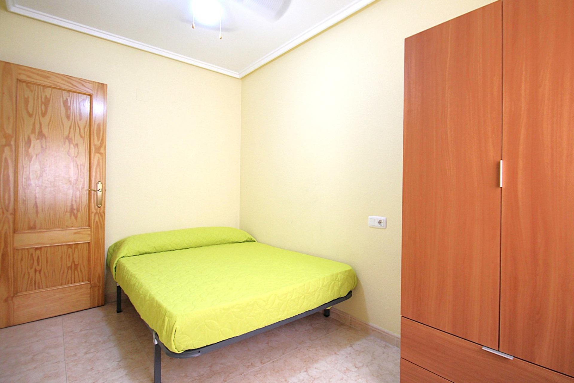 Revente - Apartment -
Torrevieja - Las Piscinas Naturales