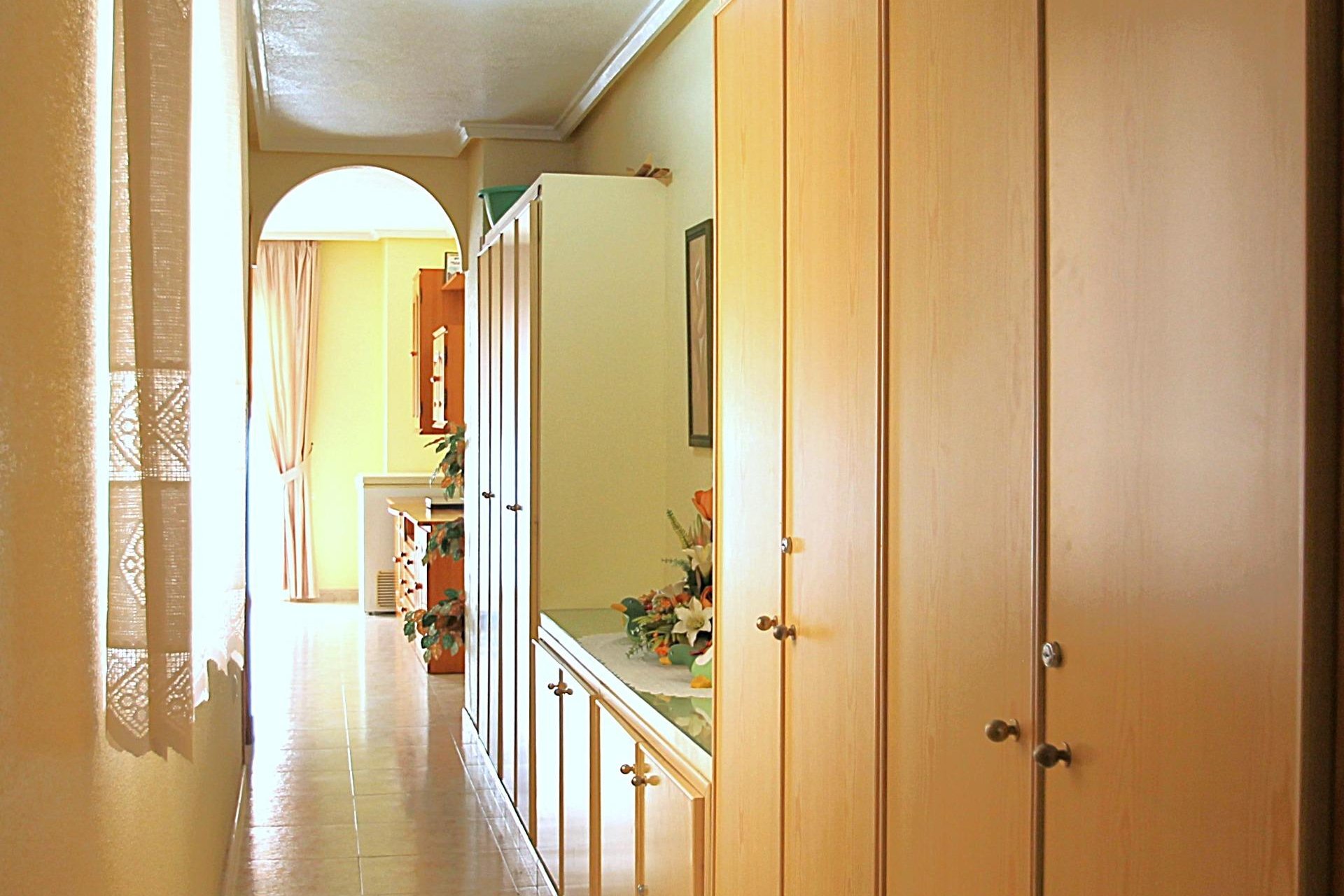 Revente - Apartment -
Torrevieja - Las Piscinas Naturales