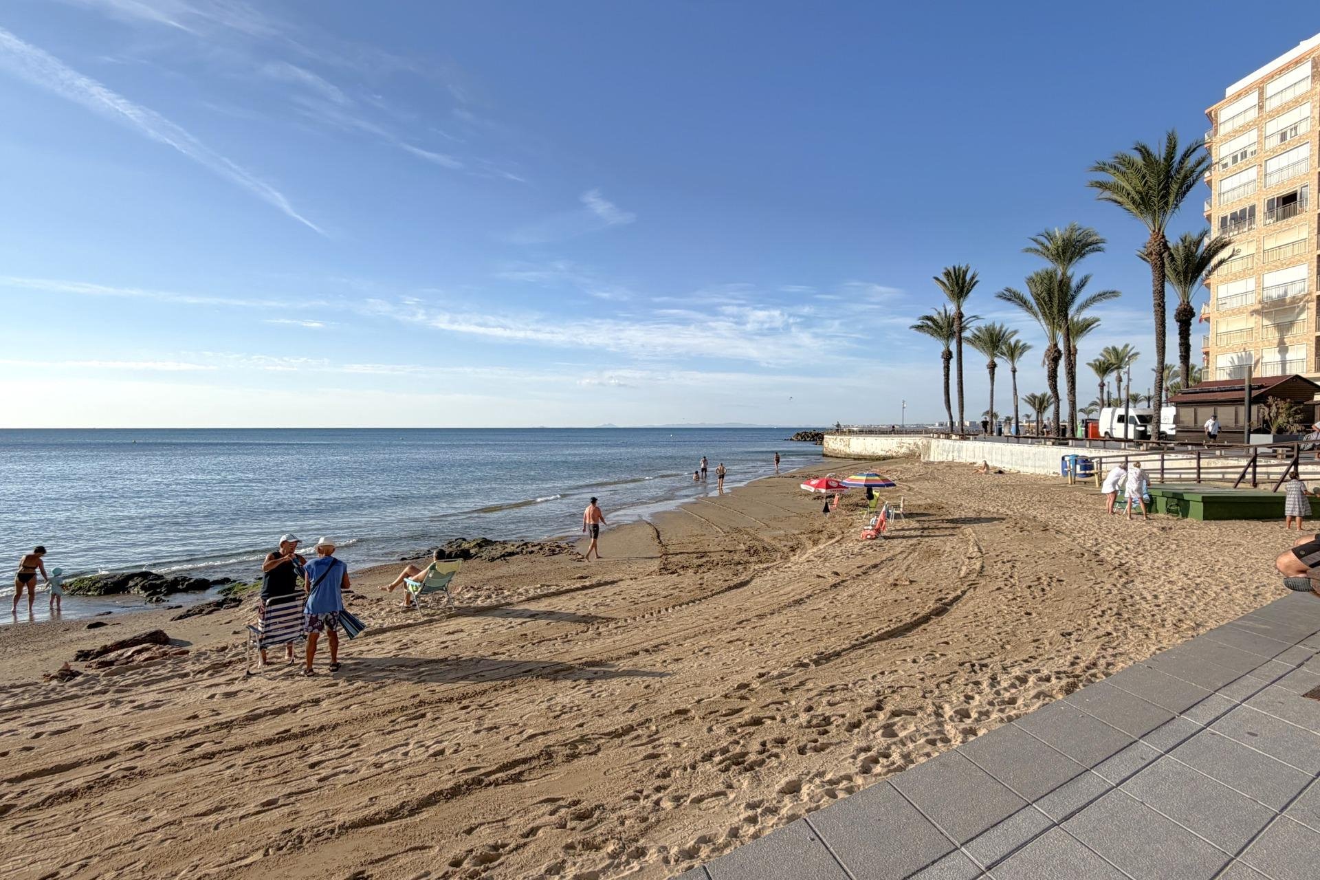 Revente - Apartment -
Torrevieja - Las Piscinas Naturales