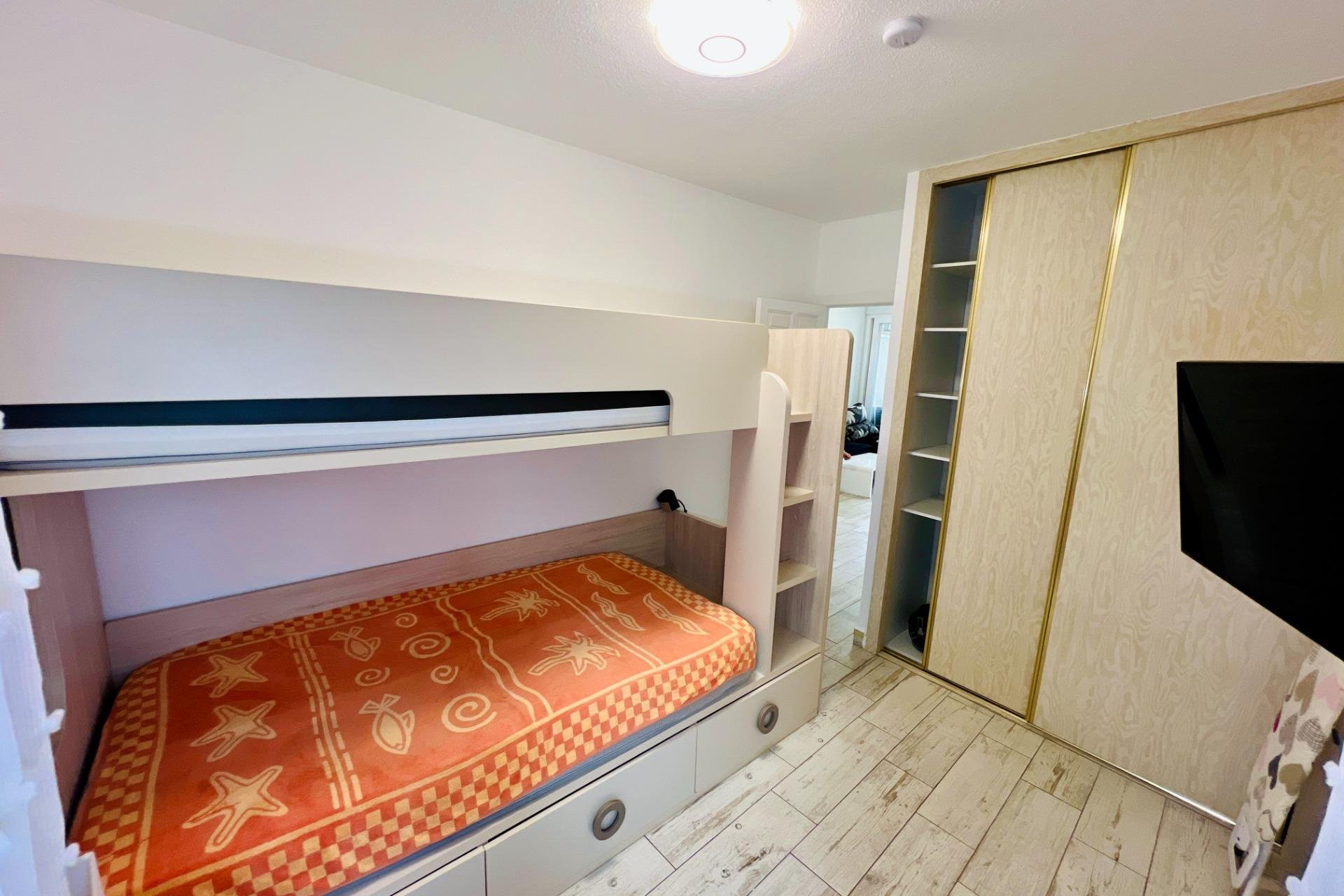 Revente - Apartment -
Torrevieja - Miramar - Torre Del Moro