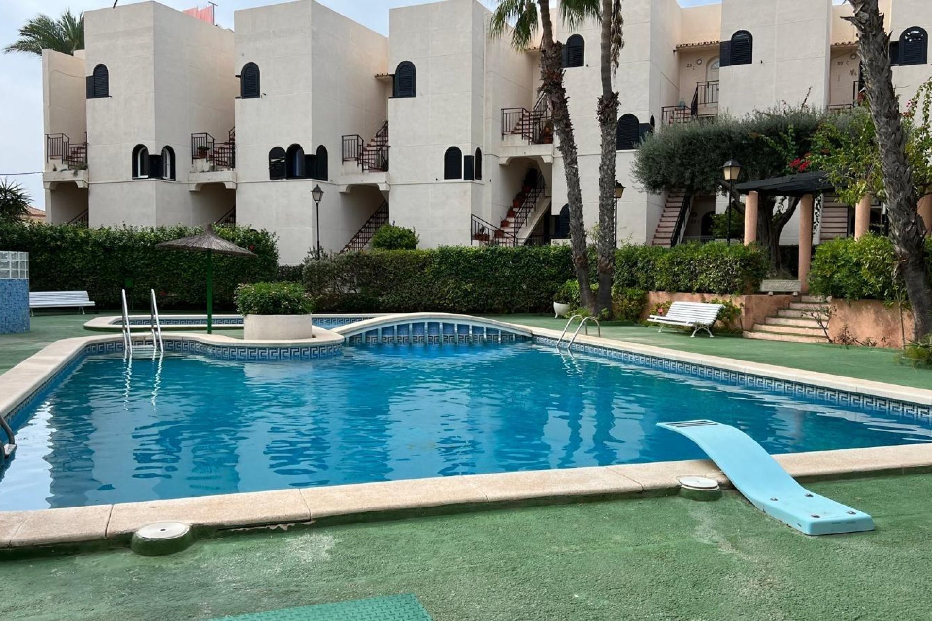 Revente - Apartment -
Torrevieja - Miramar - Torre Del Moro