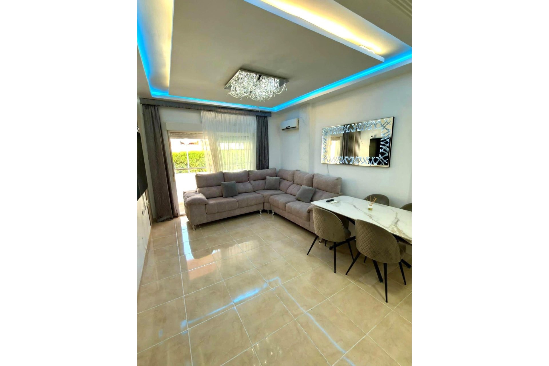 Revente - Apartment -
Torrevieja - Nueva Torrevieja