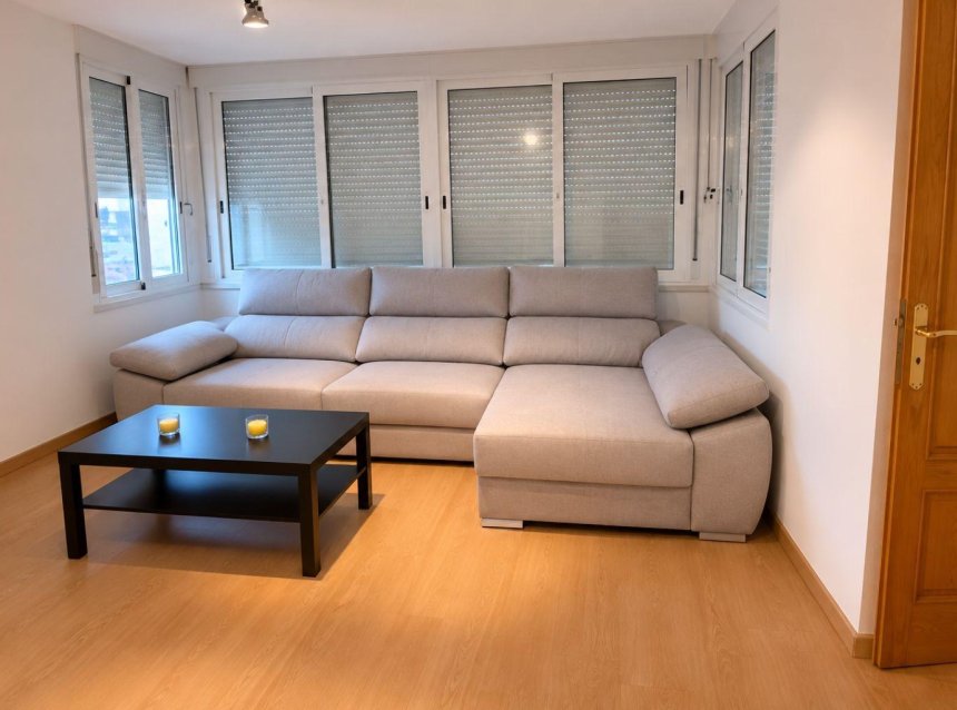 Revente - Apartment -
Torrevieja - Nueva Torrevieja