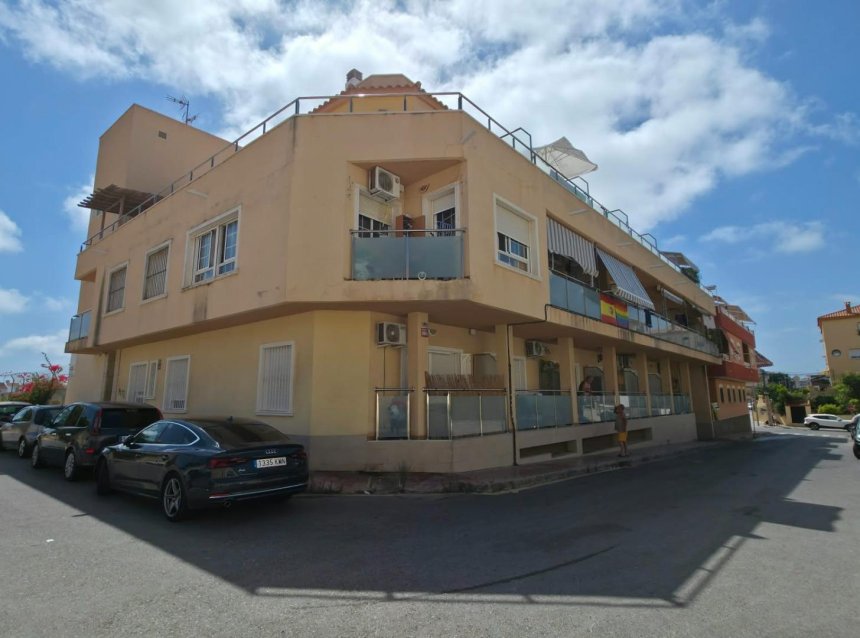 Revente - Apartment -
Torrevieja - Nueva Torrevieja