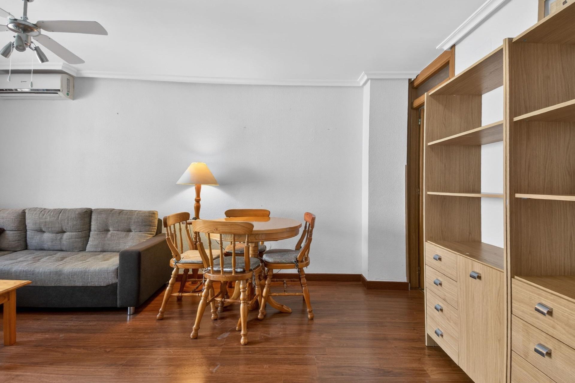 Revente - Apartment -
Torrevieja - Parque de las Naciones