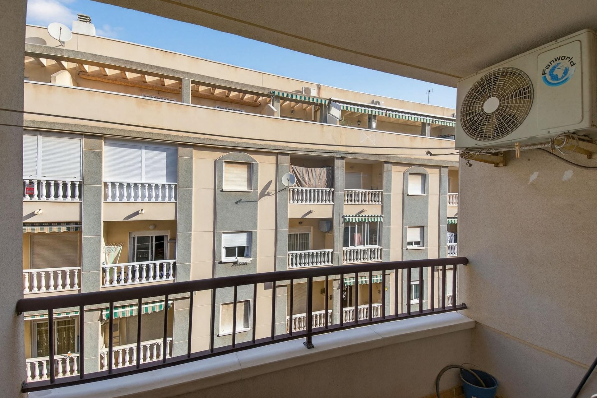 Revente - Apartment -
Torrevieja - Parque de las Naciones