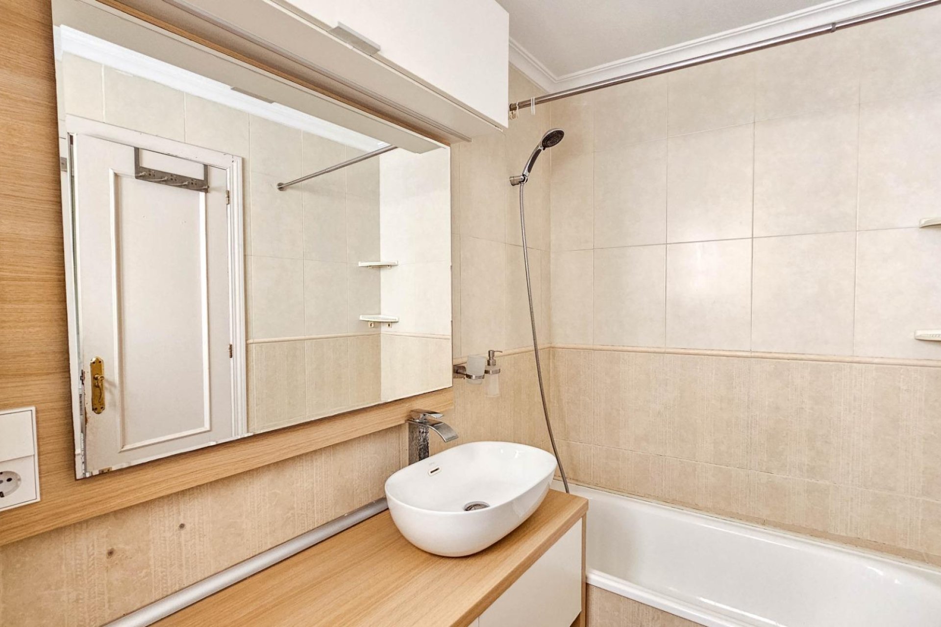 Revente - Apartment -
Torrevieja - Parque de las Naciones