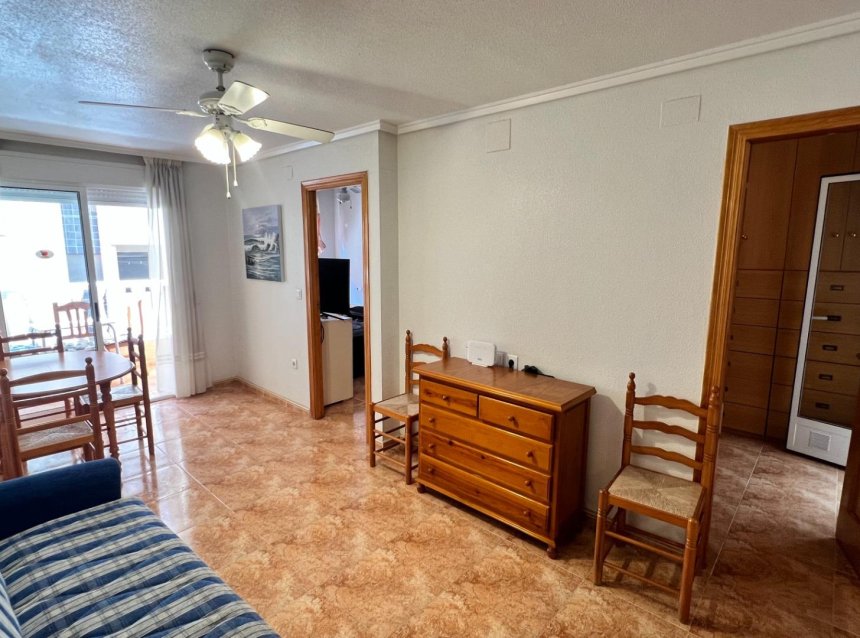 Revente - Apartment -
Torrevieja - Parque de las Naciones