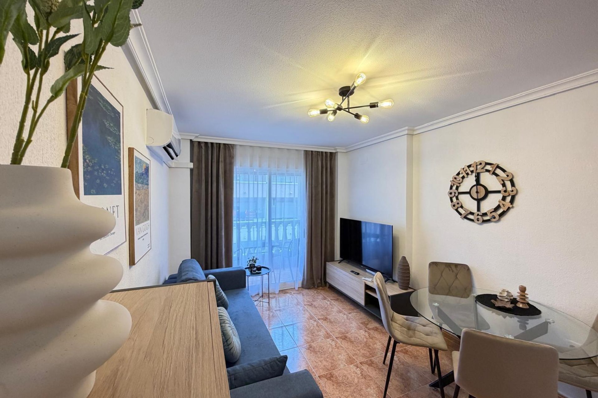 Revente - Apartment -
Torrevieja - Parque de las Naciones