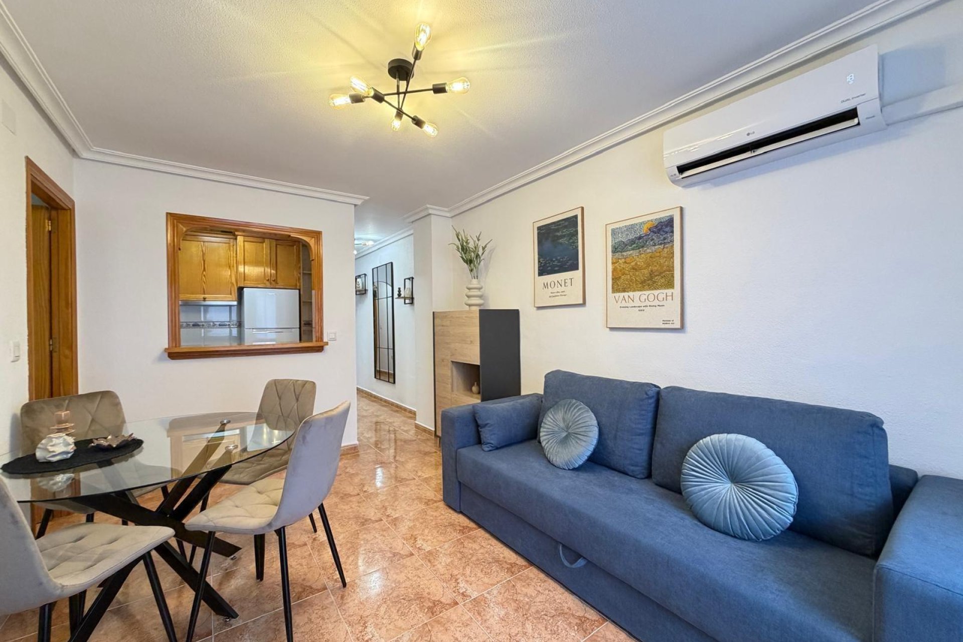 Revente - Apartment -
Torrevieja - Parque de las Naciones