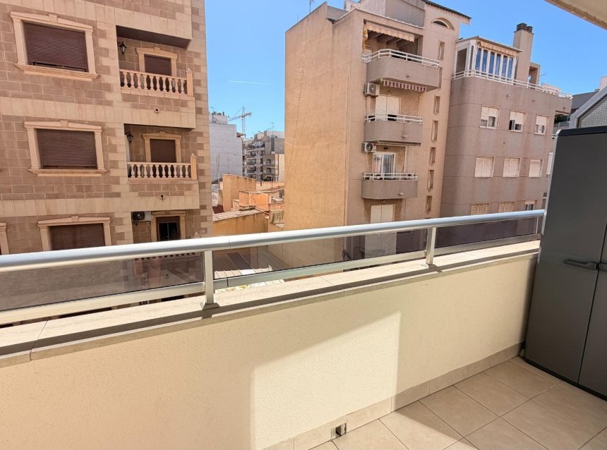 Revente - Apartment -
Torrevieja - Parque de las Naciones