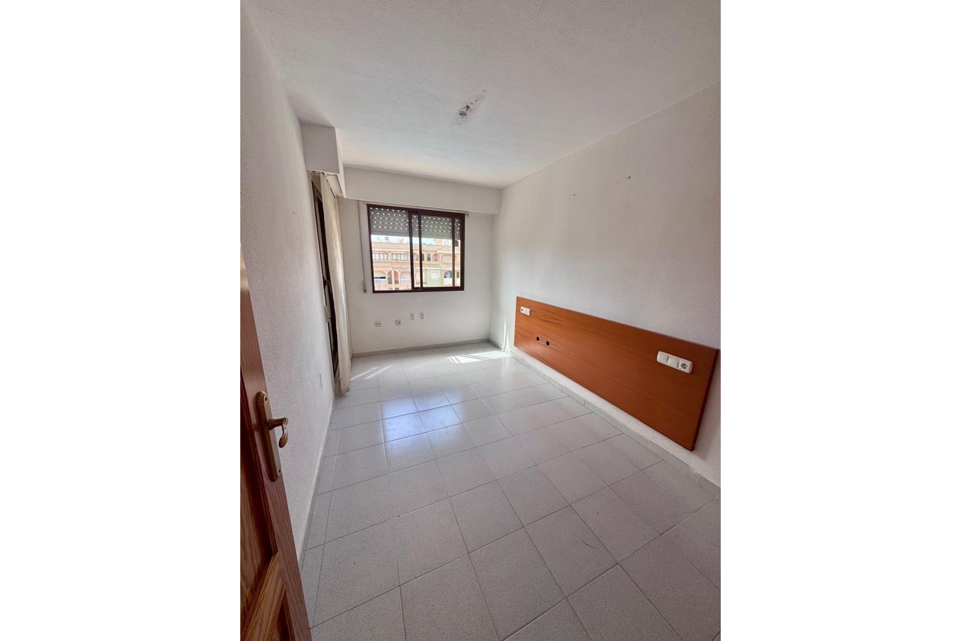 Revente - Apartment -
Torrevieja - Parque de las Naciones