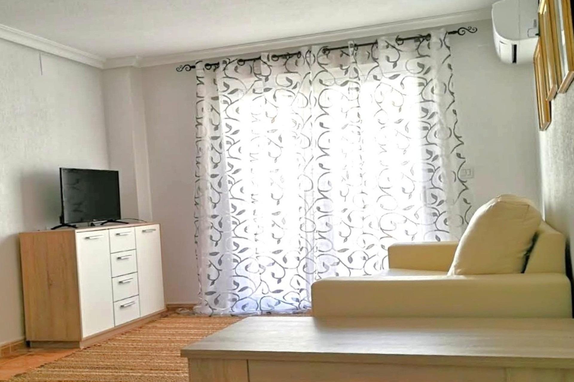 Revente - Apartment -
Torrevieja - Parque de las Naciones