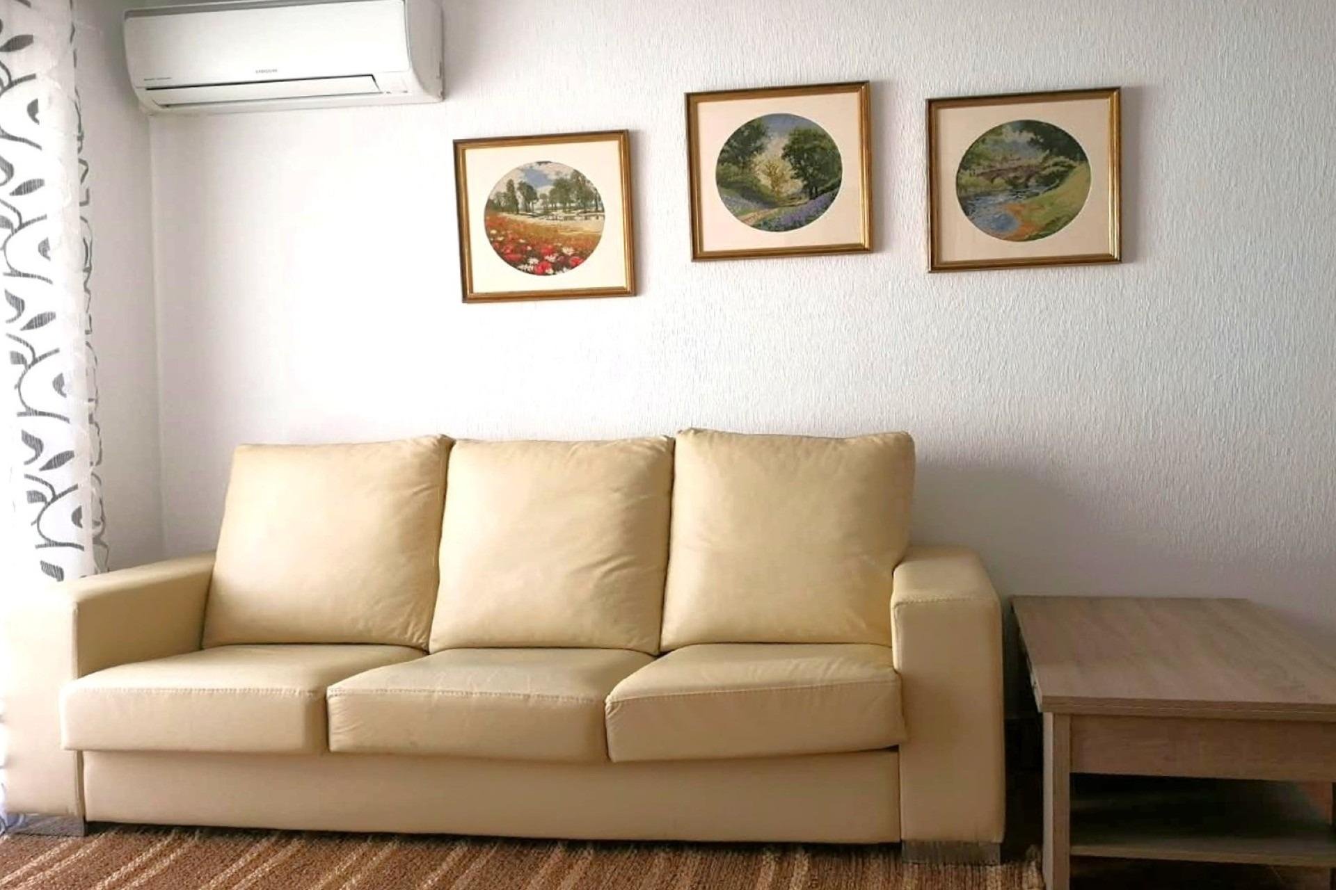 Revente - Apartment -
Torrevieja - Parque de las Naciones