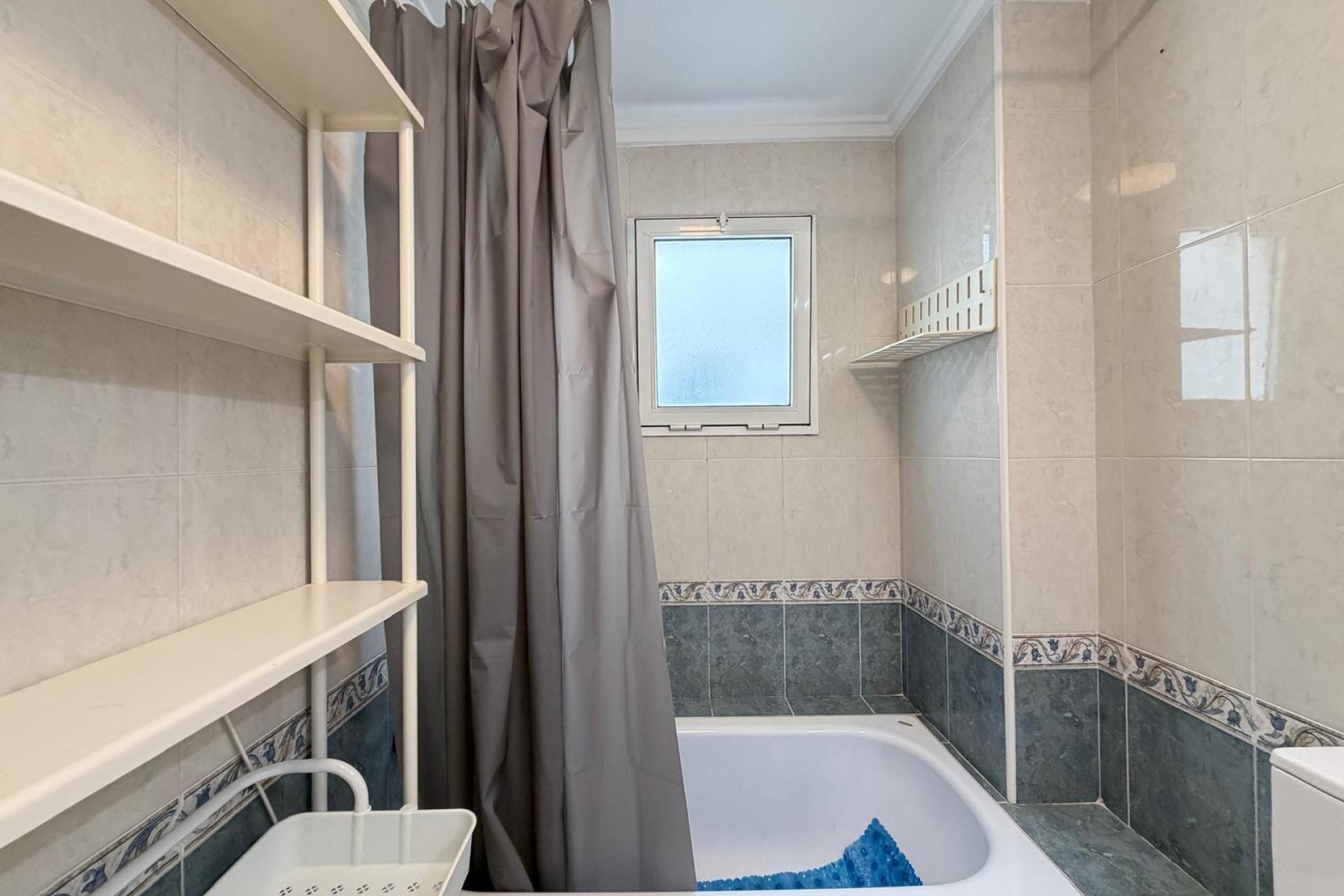 Revente - Apartment -
Torrevieja - Parque de las Naciones