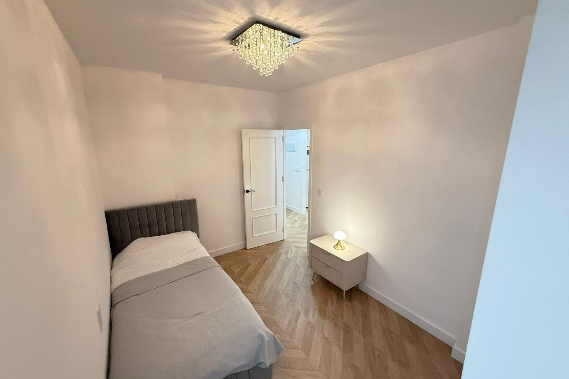 Revente - Apartment -
Torrevieja - Parque de las Naciones